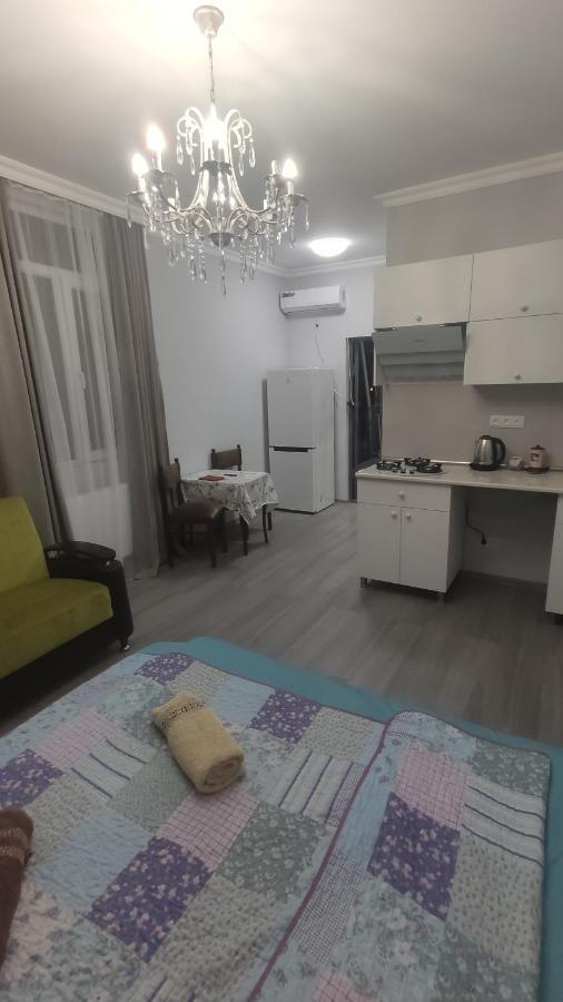 Home Apartments Batumi Exterior photo