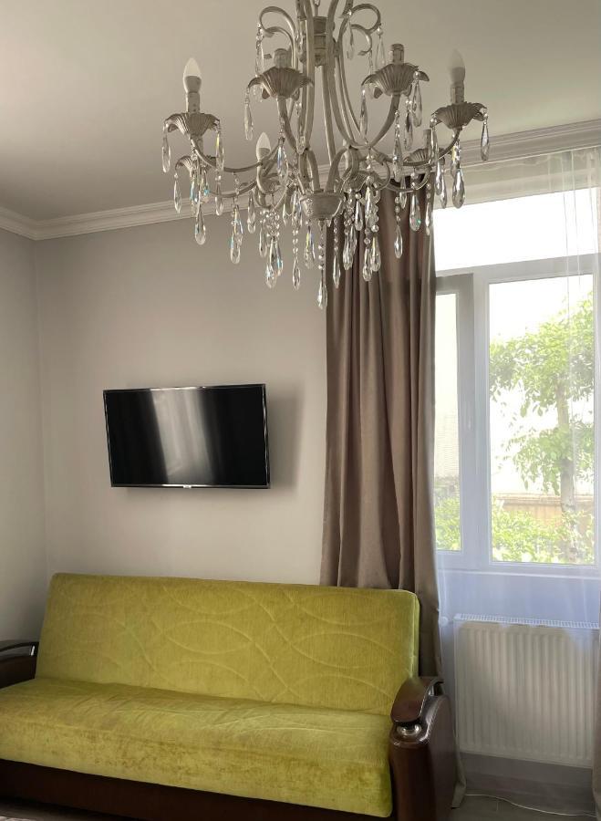 Home Apartments Batumi Exterior photo